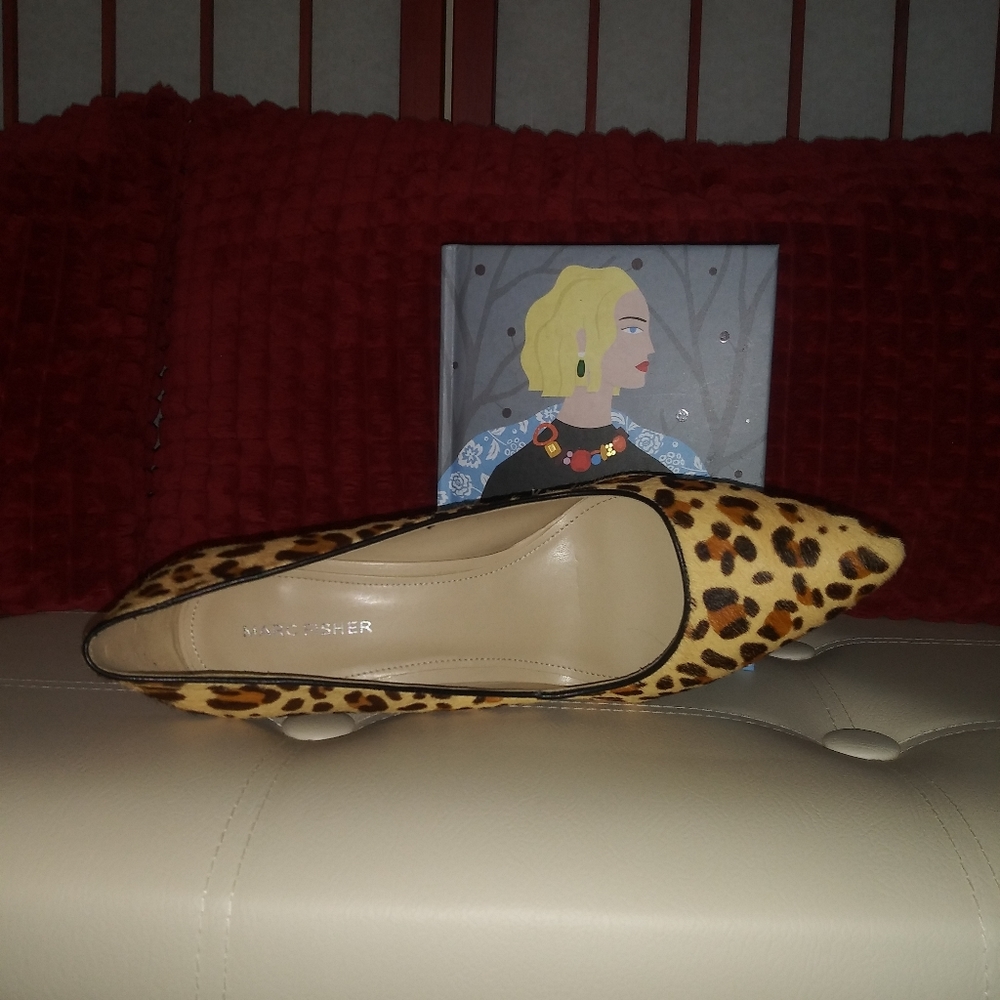 Shoes - Picture 2 of 3